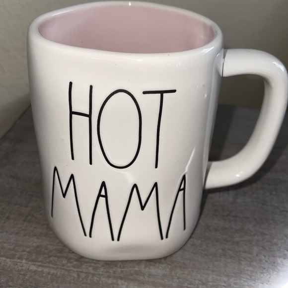 RAE DUNN coffee ☕️ mug “ HOT MAMA” NEW - Picture 5 of 8